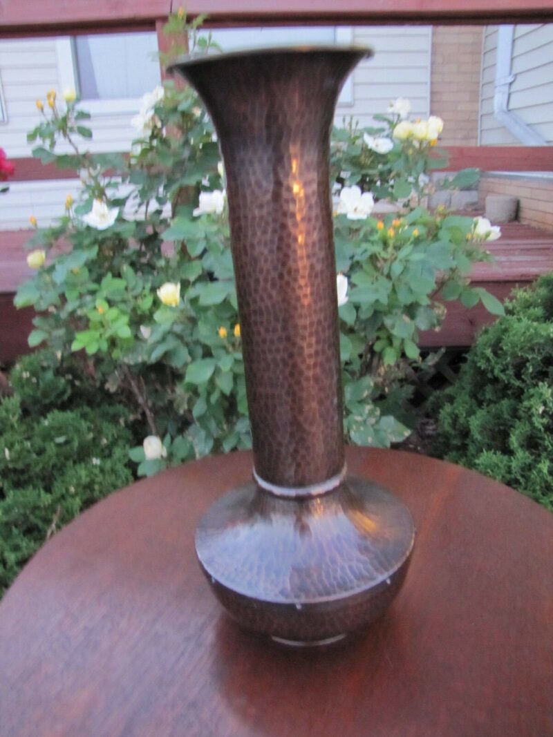 Antique Roycroft "American Beauty" Tall Hammered Copper Vase w5309 - Image 10