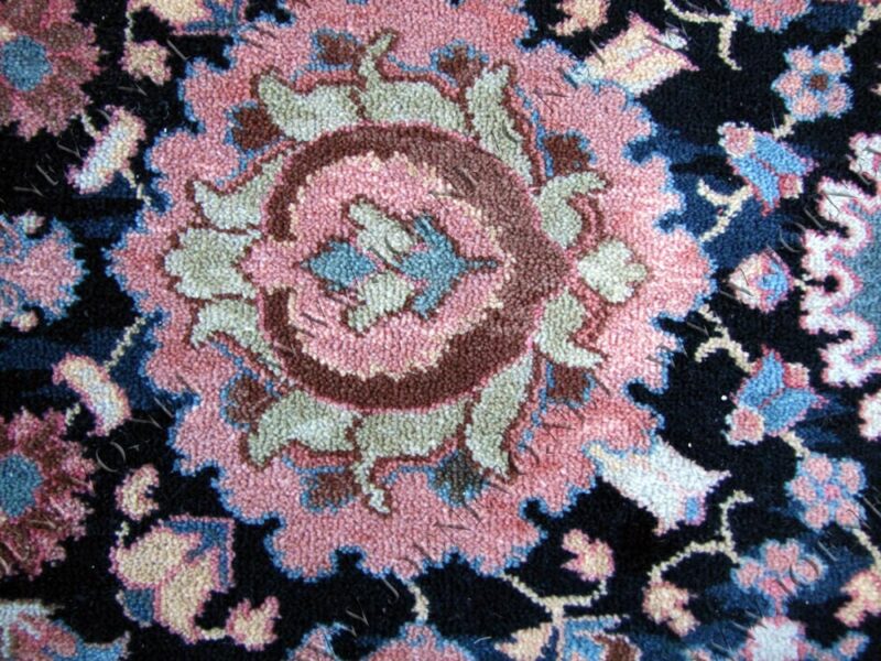 Great  Vintage Williamsburg  Karastan Rug  |  rr22