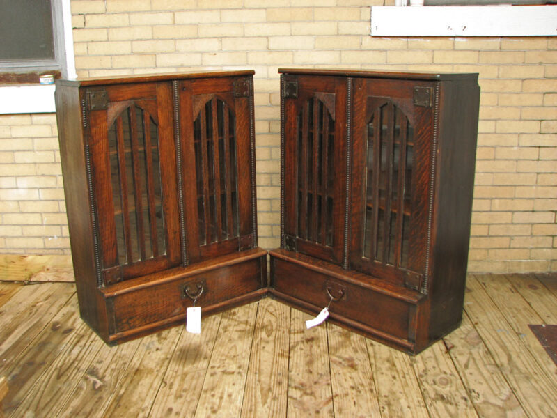 Arts & Crafts  Bookcases F9450 - Image 8