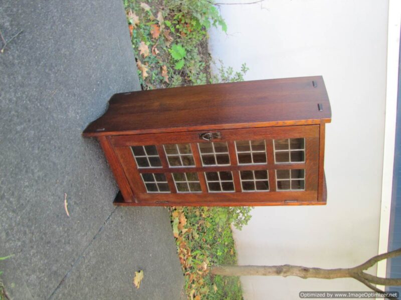 Superb Gustav Stickley 1-door Cabinet W4234 - SOLD - Image 2