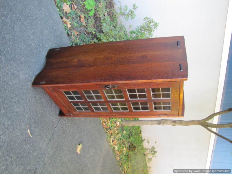Superb Gustav Stickley 1-door Cabinet W4234 - SOLD - Image 3