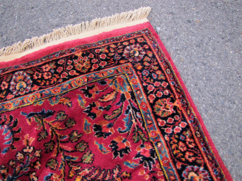 Vintage Sarouk Design Karastan Rug. RR3311a - Image 8