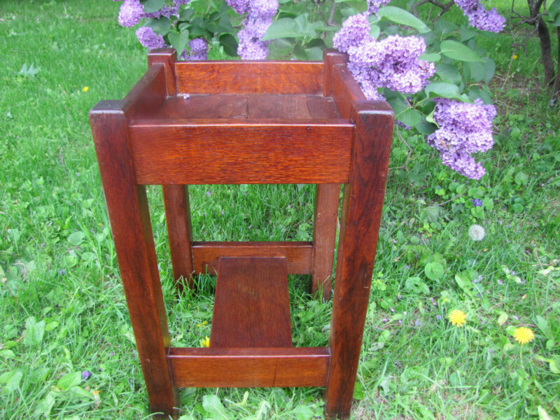 Antique Arts & Crafts L&jG Stickley Plant Stand. W4269 - Image 7