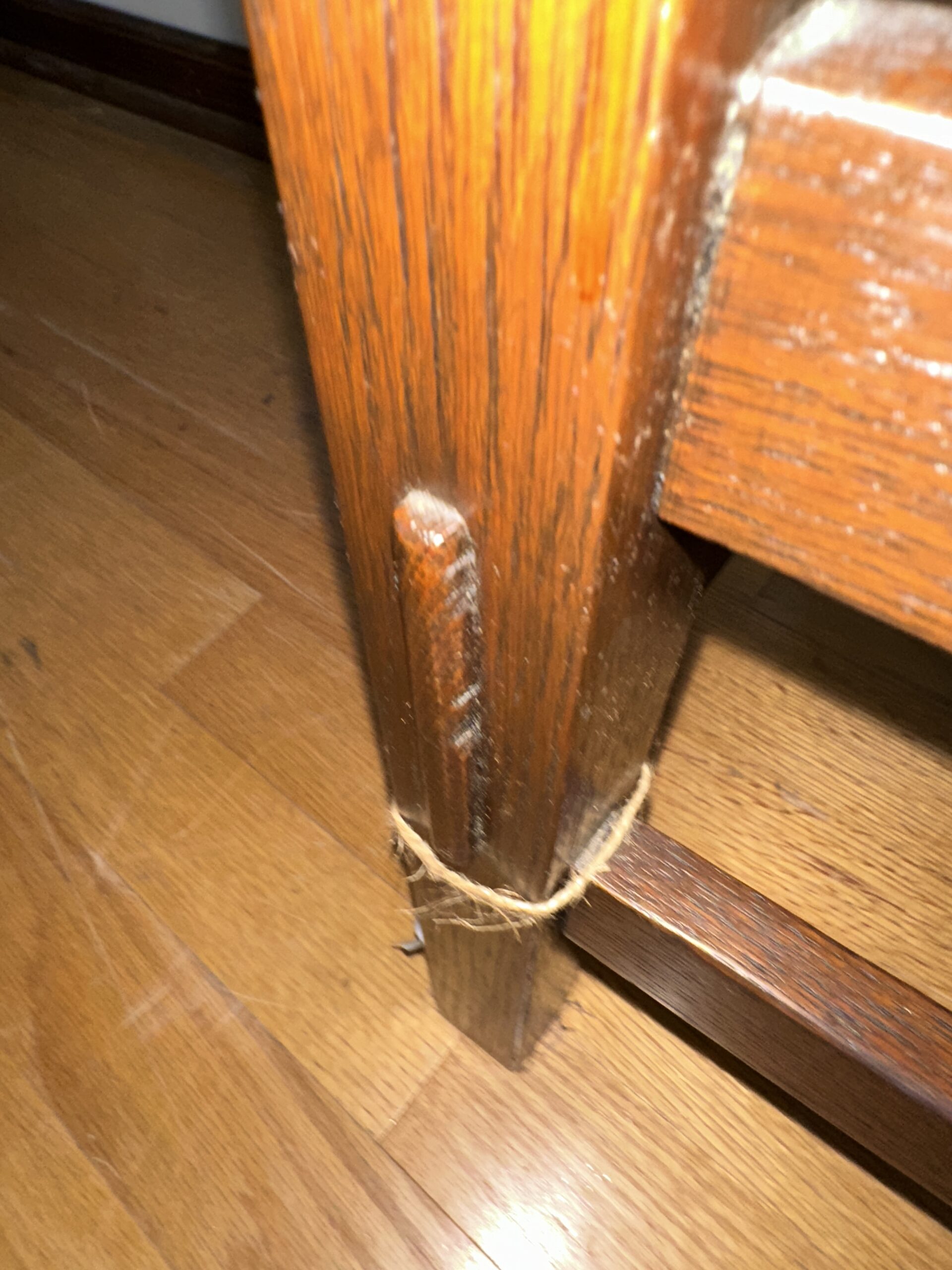 GUSTAV STICKLEY Thornden dining chair - w771 - Image 14