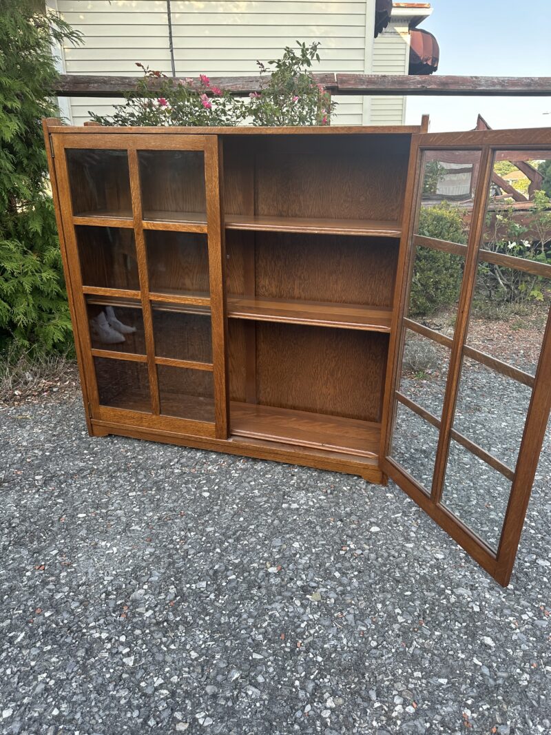 Antique STICKLEY BROS 2 door bookcase - w1665 - Image 26