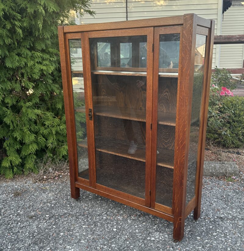 Antique Stickley Bros one door china cabinet - w1111 - Image 14