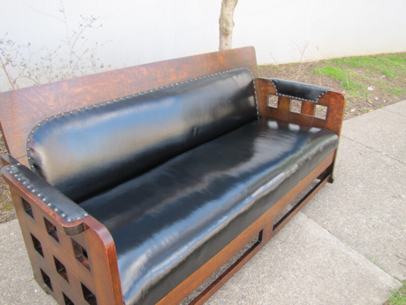 Settle - W1319 - Image 2