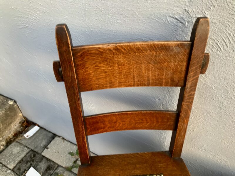 Set of Six Collectible Gustav Stickley Rabbit Ear Chairs circa 1901 - W7180 - Image 17