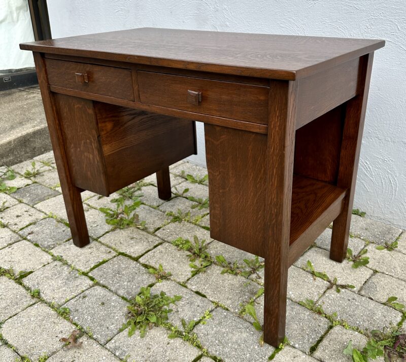 Antique JM YOUNG desk with a shelf on each side - W5000 - Image 5