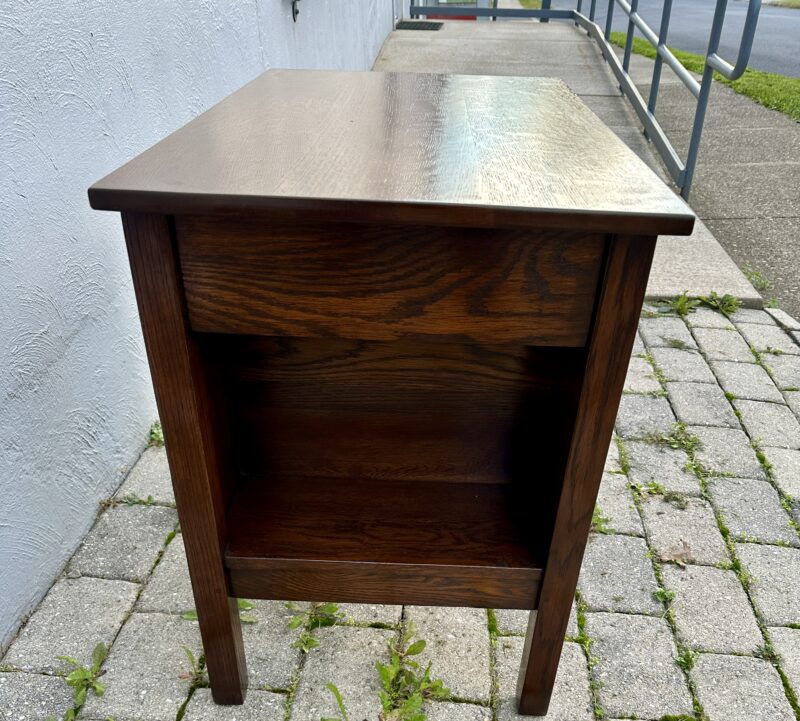 Antique JM YOUNG desk with a shelf on each side - W5000 - Image 9