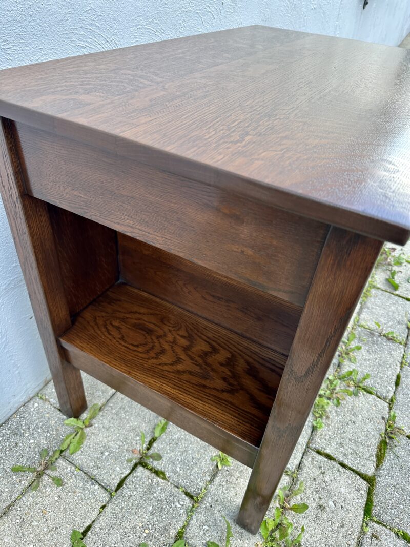 Antique JM YOUNG desk with a shelf on each side - W5000 - Image 2