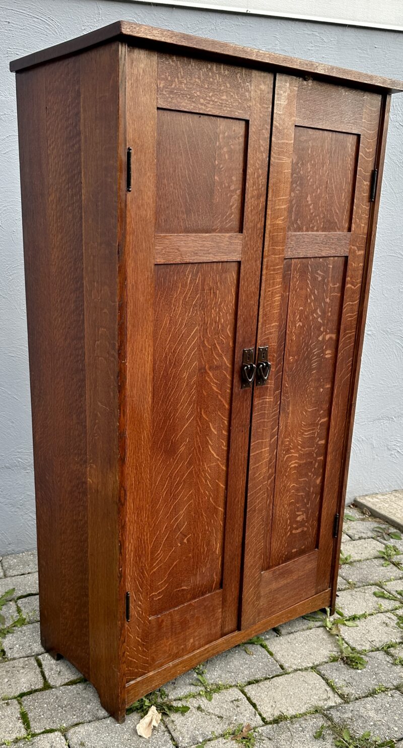 Antique Gustav Stickley wardrobe - w8056 - SOLD!! - Image 13