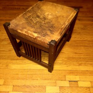 Antique Gustav Stickley Spindled Footstool Original Leather Top W7968