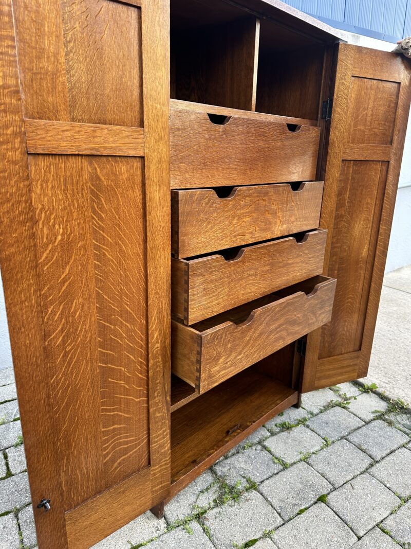 Antique Gustav Stickley wardrobe - w8056 - SOLD!! - Image 12