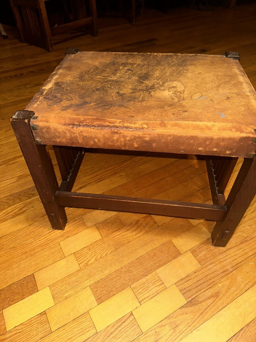 Antique Gustav Stickley Spindled Footstool Original Leather Top W7968 - Image 34