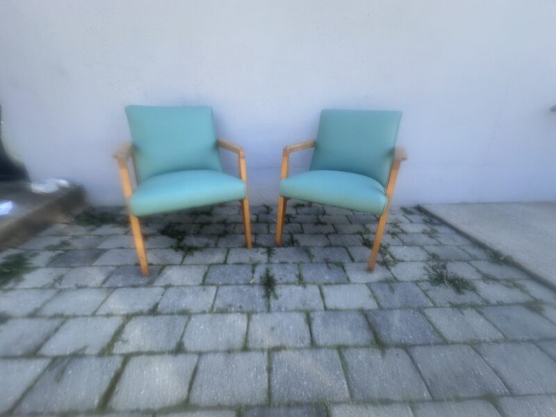 Pair of mid-century modern arm chairs in good condition - w8125 - Image 7