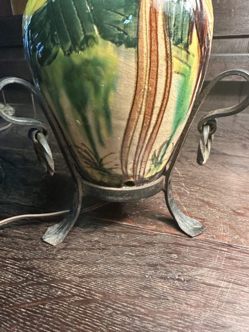 W7788   Arts & Crafts MAJOLICH Table Lamp - Image 3