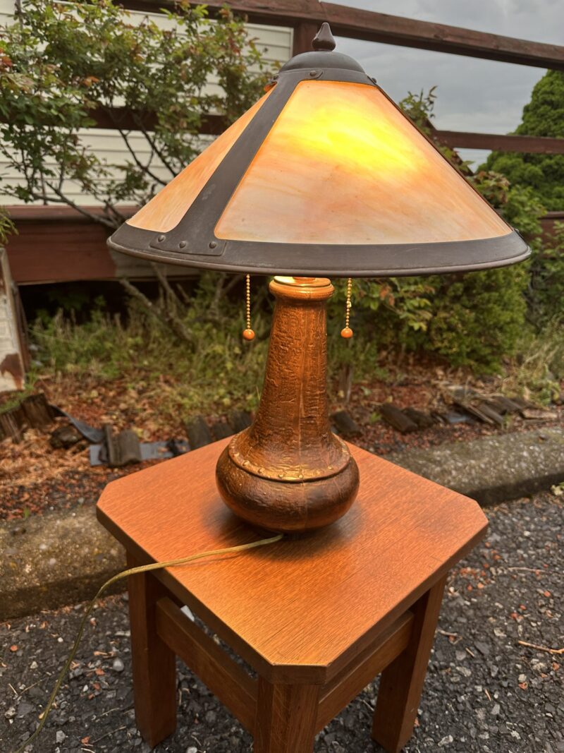 Vintage Arts& Crafts Table LAMP   W7787