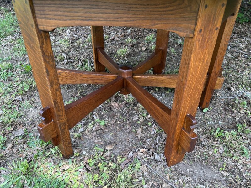 Antique Hex Top L & J G STICKLEY TABLE w5098 - Image 4