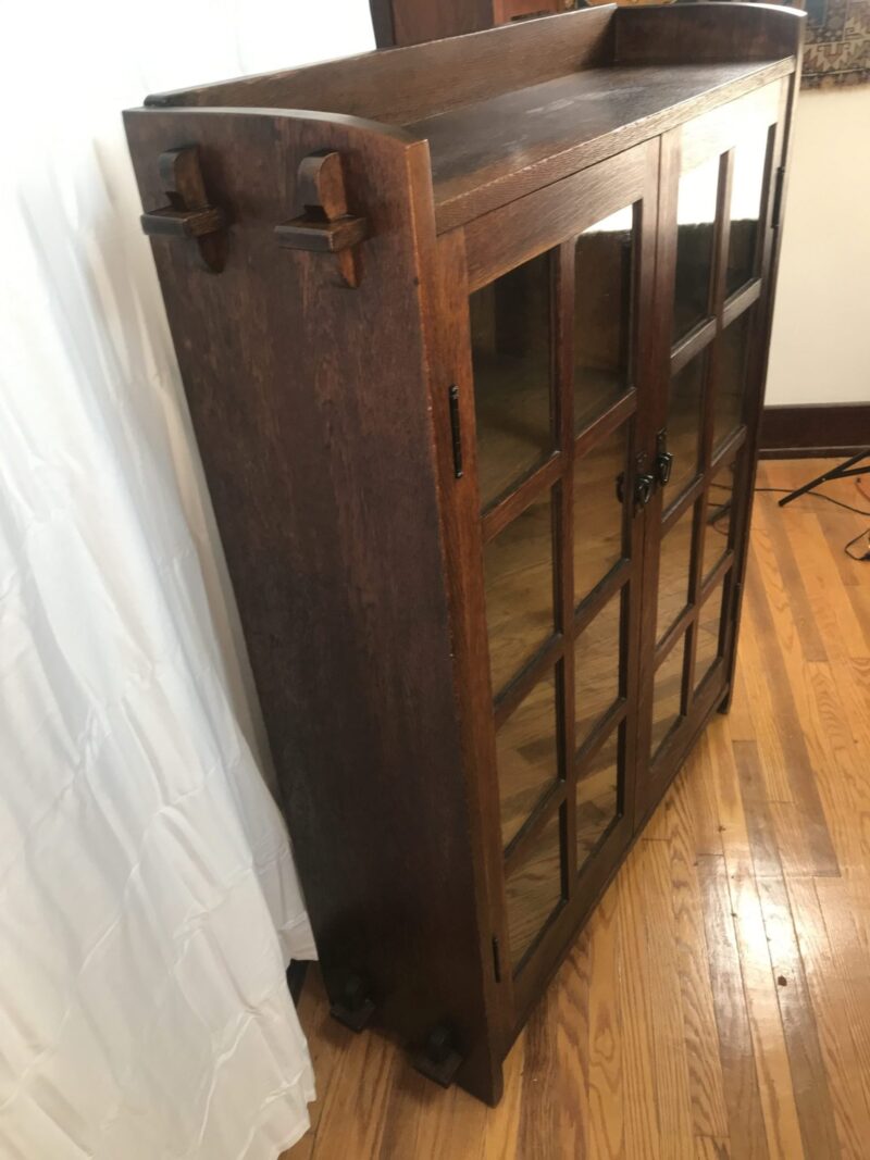 Superb Antique GUSTAV STICKLEY   Two Door Bookcase with keys thru tenon construction   W7465 - Image 13