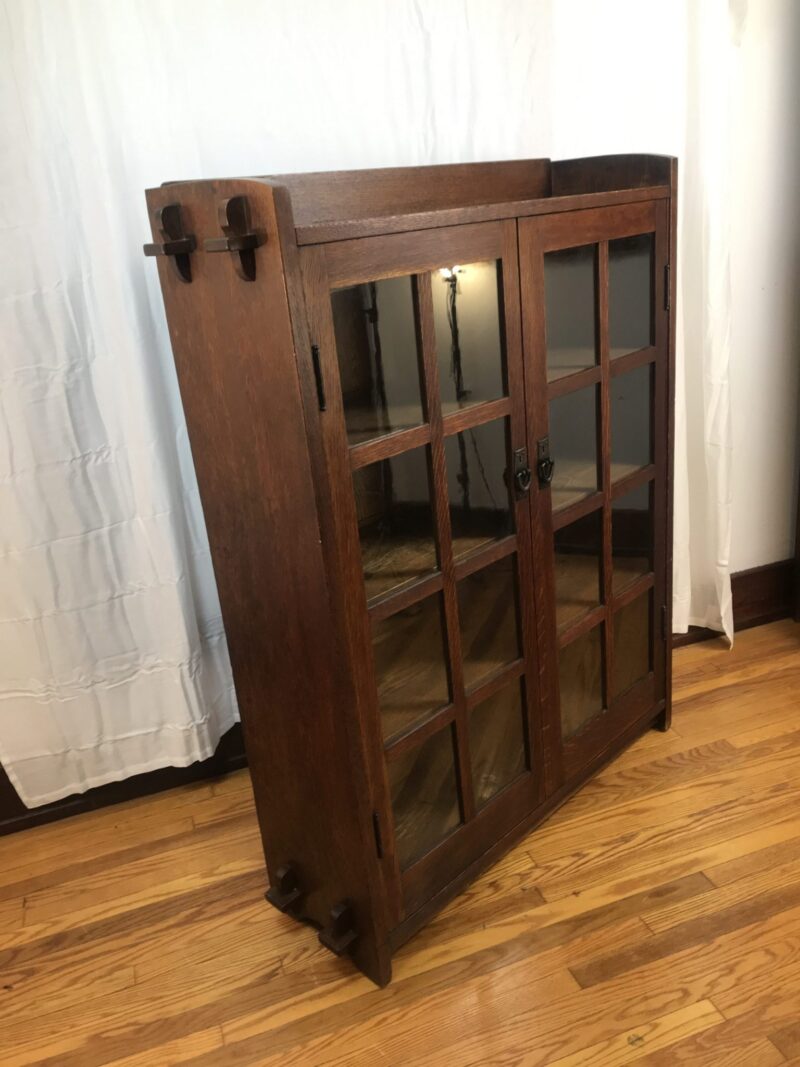 Superb Antique GUSTAV STICKLEY   Two Door Bookcase with keys thru tenon construction   W7465 - Image 14