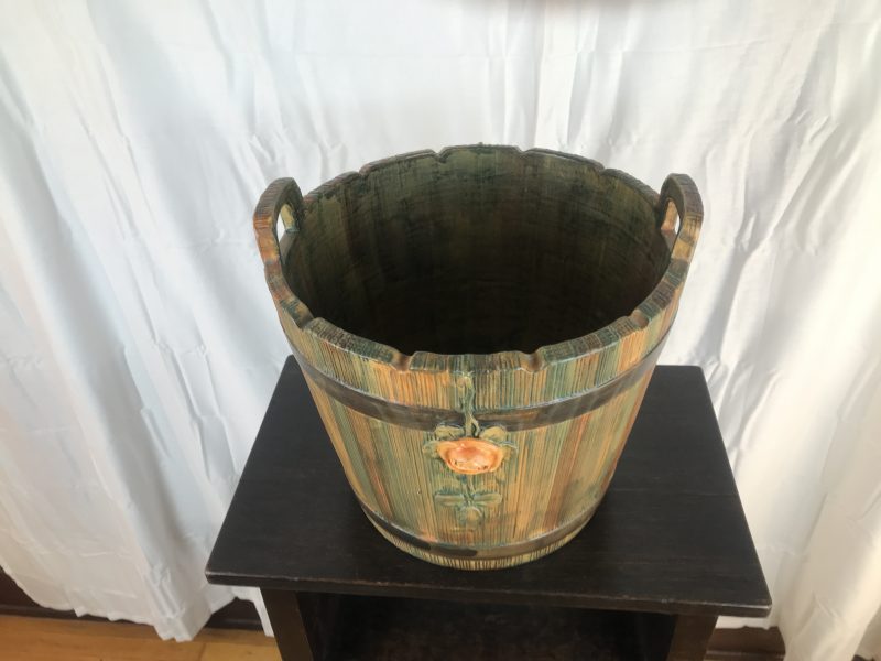 Beautiful   Antique Decorative   WELLER POT     W4469 - Image 6