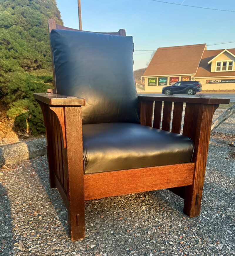 ANTIQUE L&JG STICKLEY MORRIS CHAIR - W - Image 24