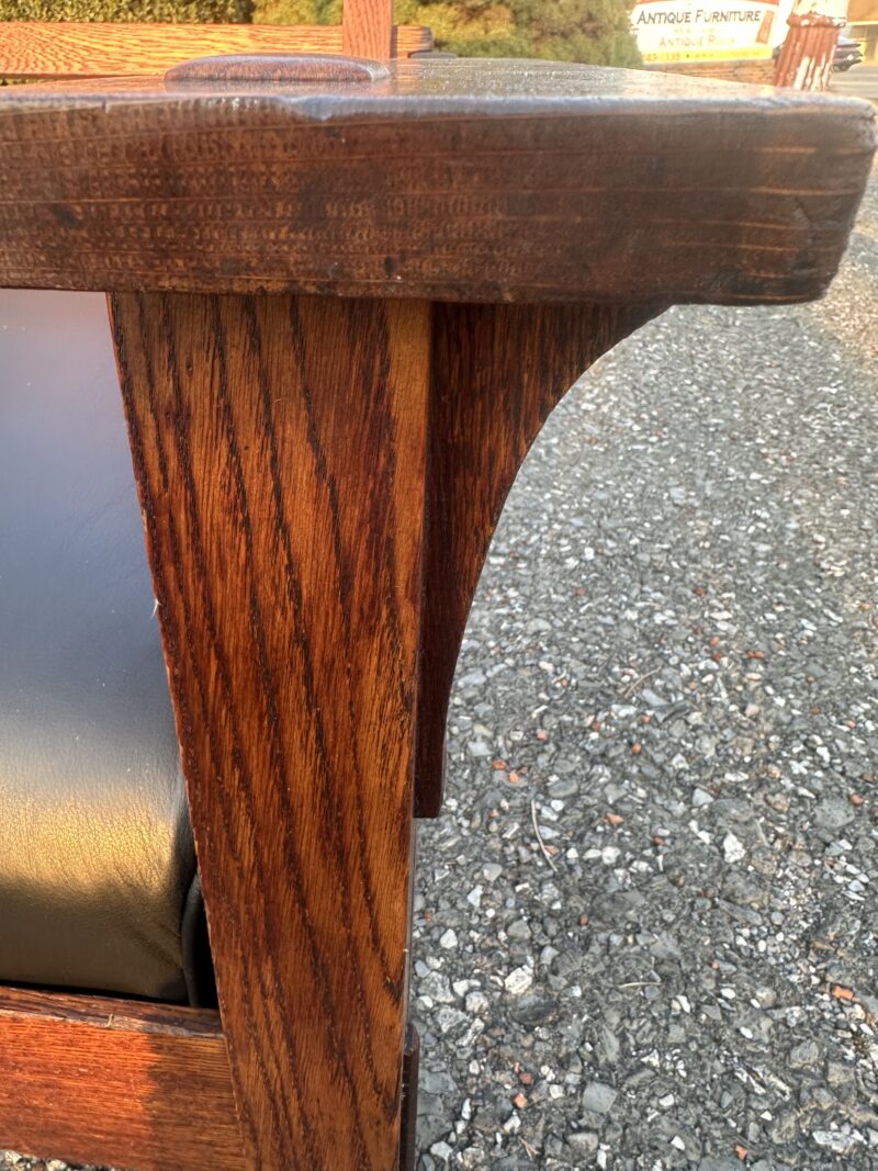 ANTIQUE L&JG STICKLEY MORRIS CHAIR - W - Image 9