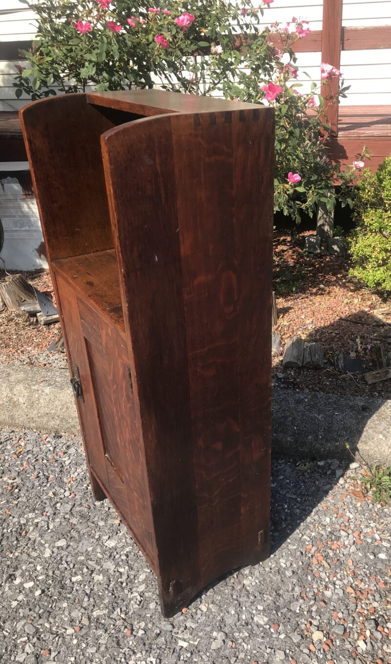 Gustav Stickley One-Door Cabinet - W7010 - Image 15