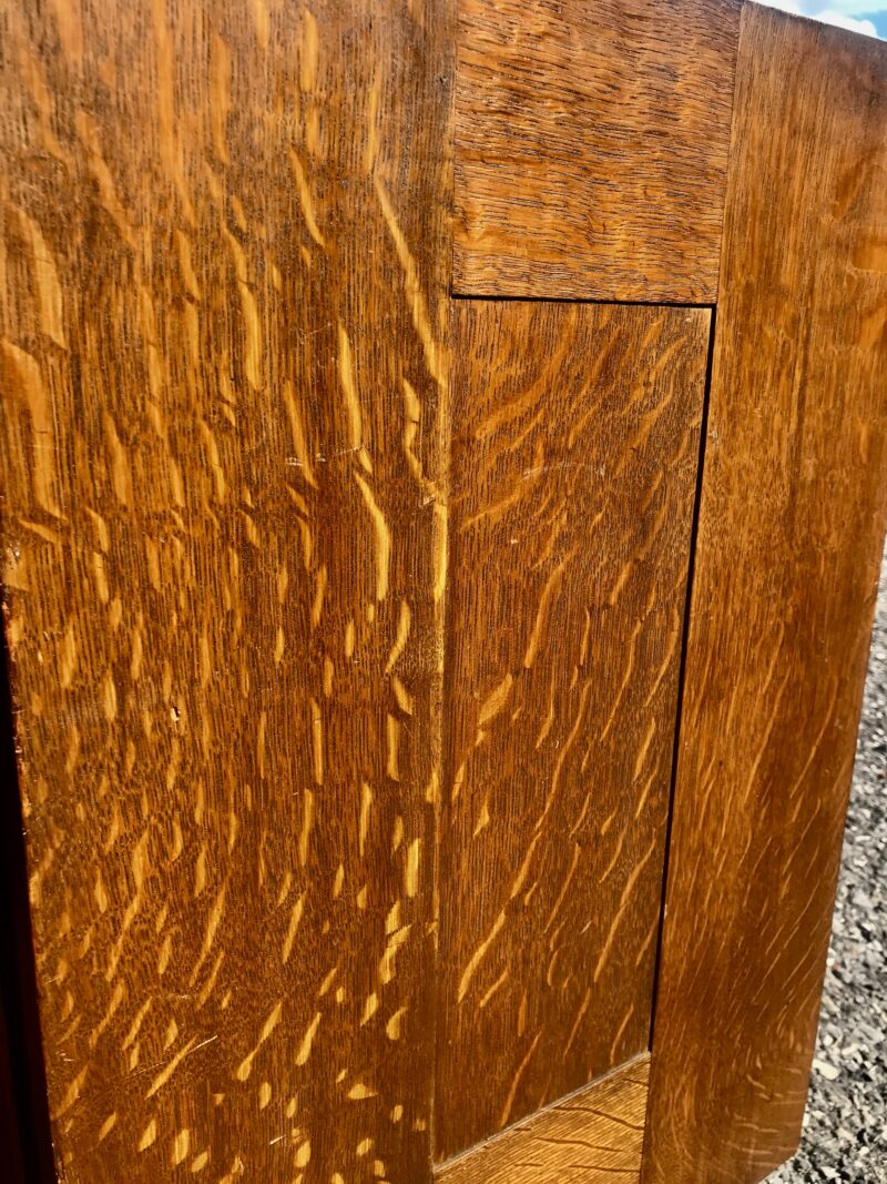 Gustav Stickley One-Door Cabinet - W7010 - Image 3