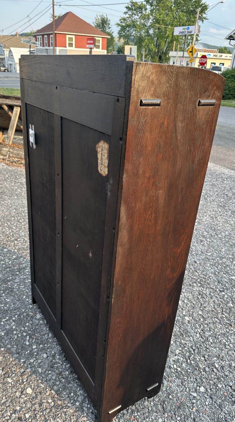 Antique GUSTAV STICKLEY open bookcase - w7980 - Image 10
