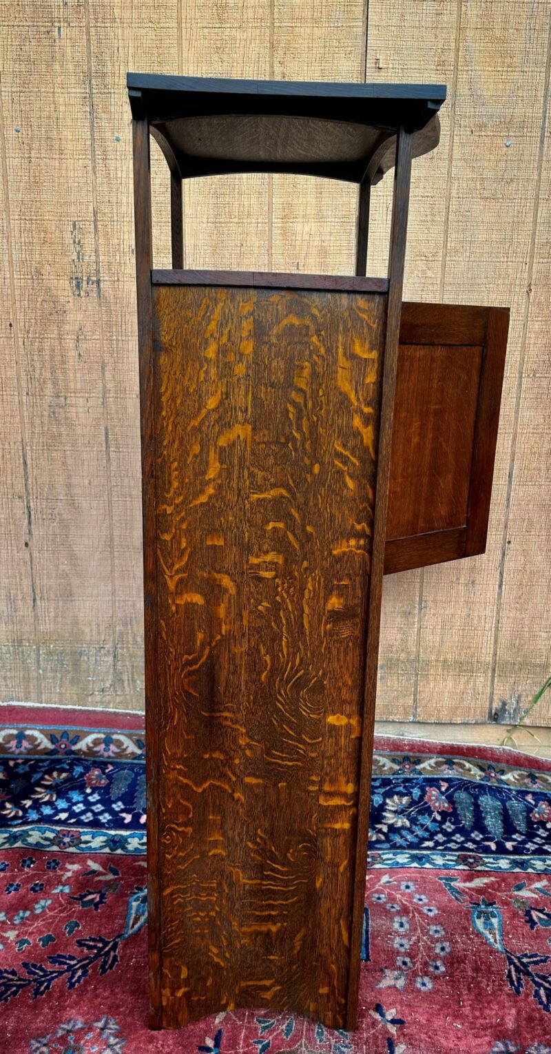 Important GUSTAV STICKLEY Music Cabinet with Inlay  Circa 1901   W7251 - Image 12