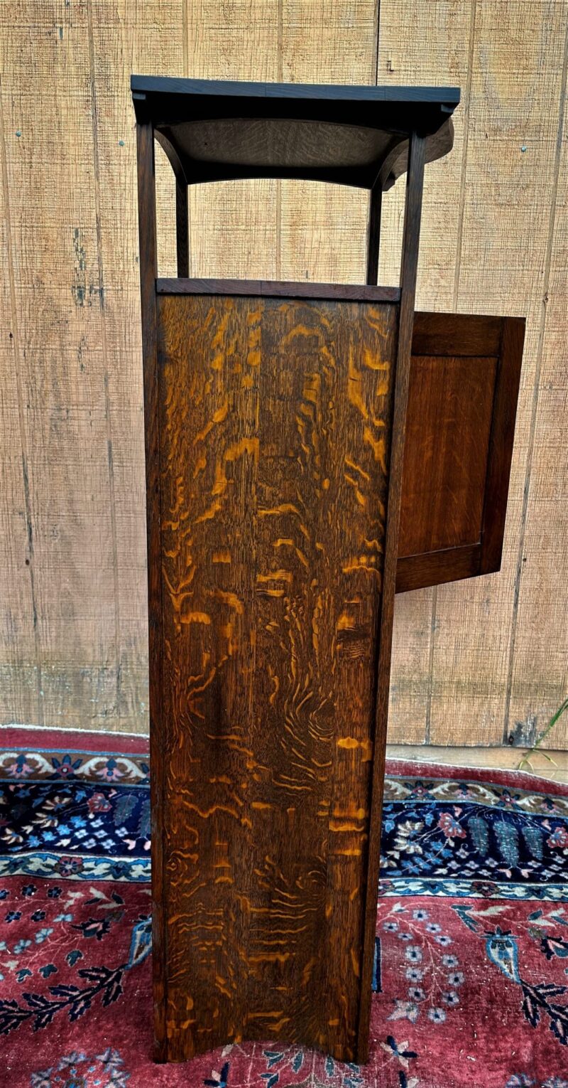Important GUSTAV STICKLEY Music Cabinet with Inlay  Circa 1901   W7251 - Image 13