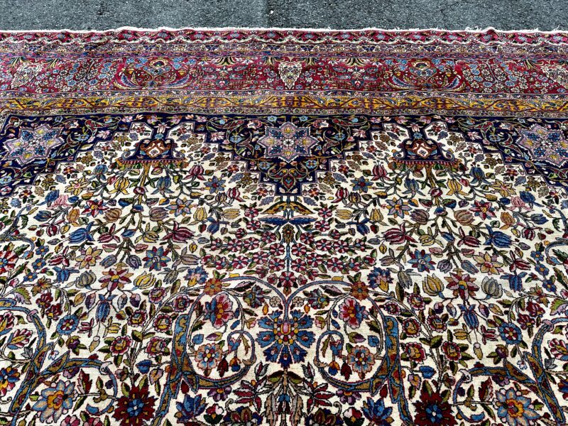 SUPERB Vintage Karastan Rug in Persian Kerman Design - 9 x 12 - Image 15