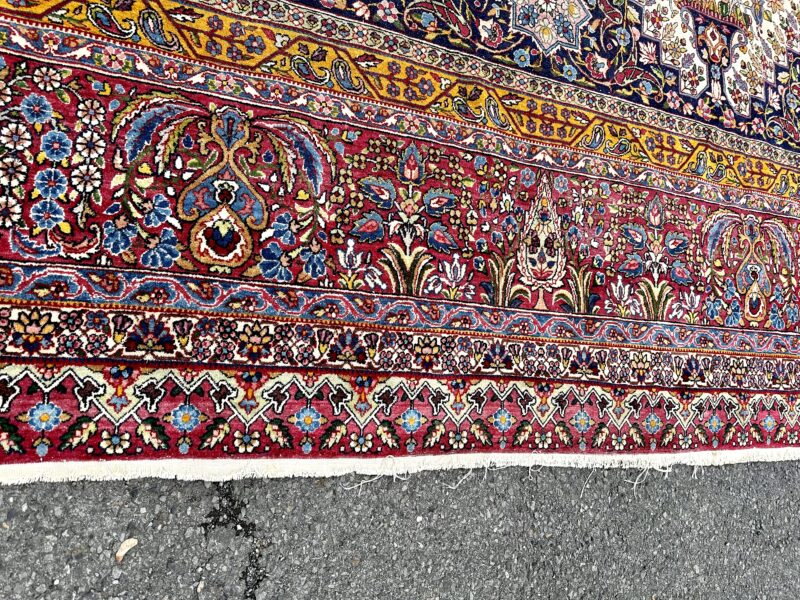 SUPERB Vintage Karastan Rug in Persian Kerman Design - 9 x 12 - Image 6