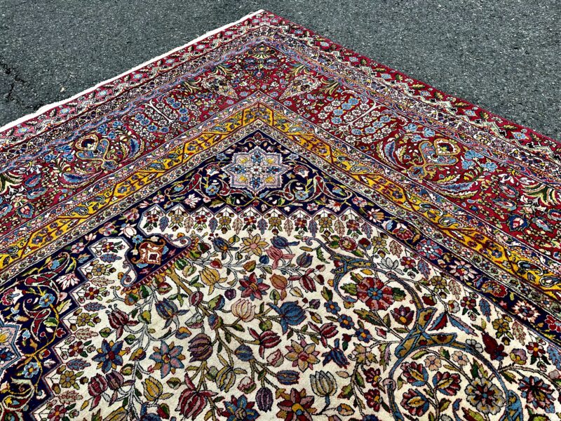 SUPERB Vintage Karastan Rug in Persian Kerman Design - 9 x 12 - Image 2