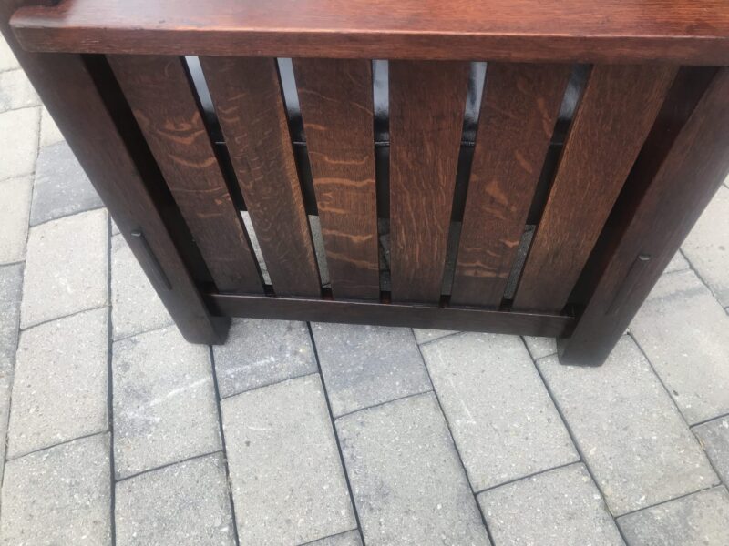 W1696 Superb and VERY Special L&G Stickley Settle with Bent Back Slats - Image 4