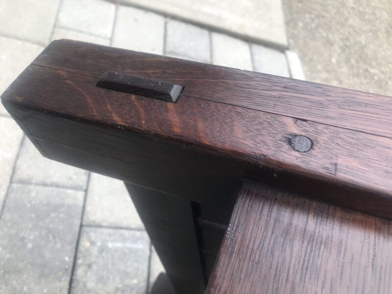 W1696 Superb and VERY Special L&G Stickley Settle with Bent Back Slats - Image 2