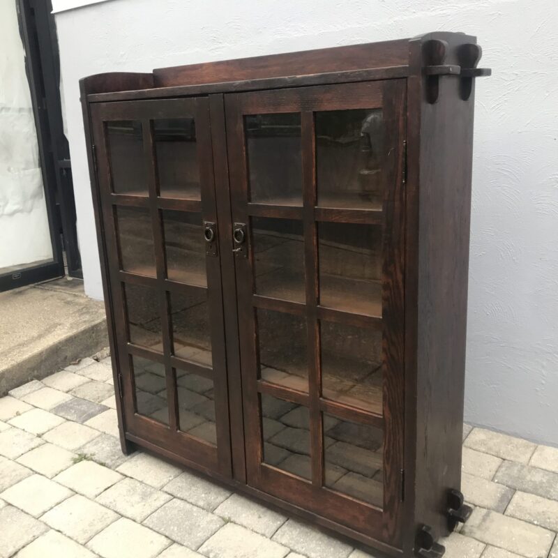 W3890 Gustav Stickley 2 door bookcase - Image 14