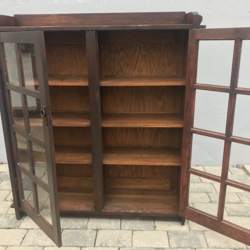 W3890 Gustav Stickley 2 door bookcase - Image 7