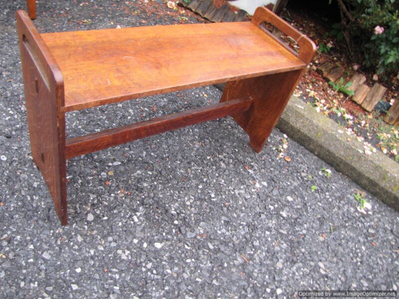 Gustav Stickley Bench. W4243