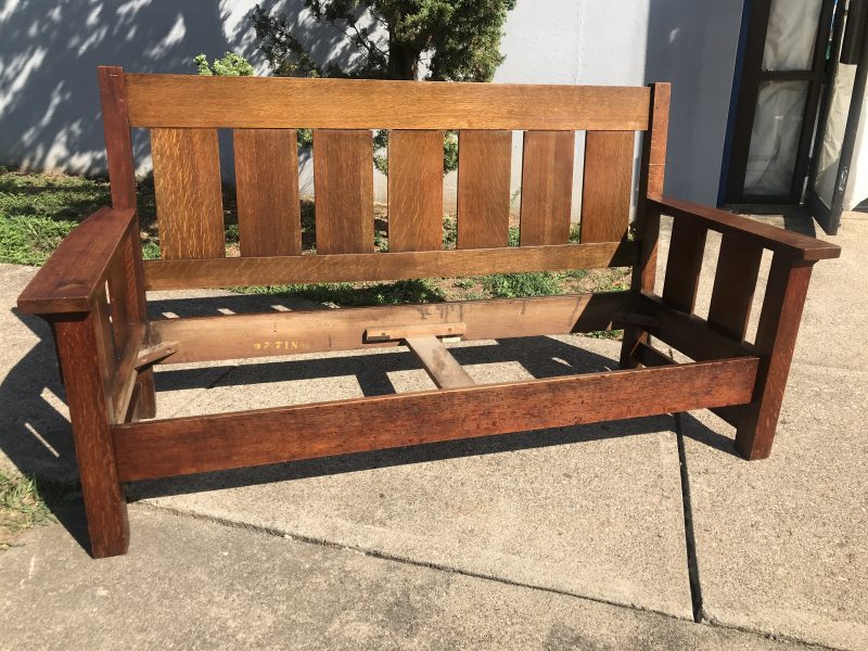 SUPERB Antique Paine Furniture (Lifetime) Drop Arm Settle W4401 - Image 10