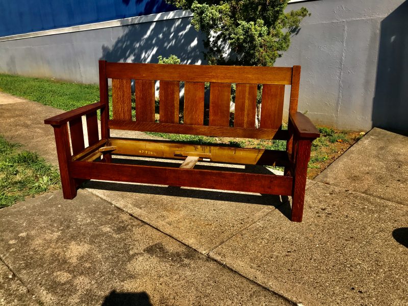 SUPERB Antique Paine Furniture (Lifetime) Drop Arm Settle W4401 - Image 2