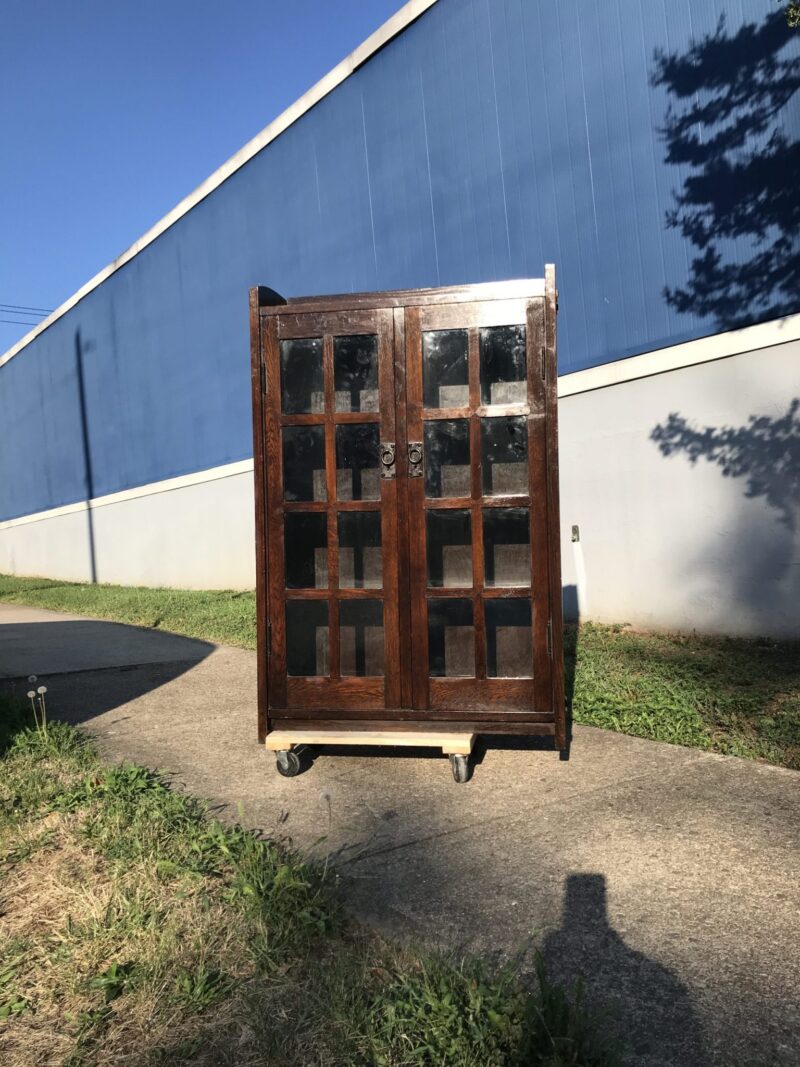 SUPERB Gustav Stickley Narrow Bookcase W6000 - Image 2