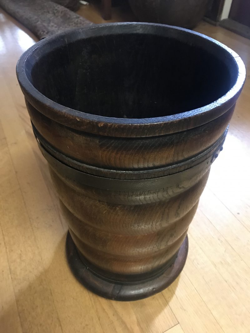 Antique Quarter Sawn Oak Umbrella Stand W7562 - Image 9