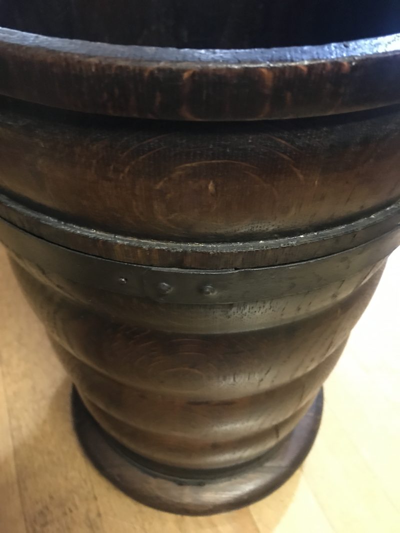 Antique Quarter Sawn Oak Umbrella Stand W7562 - Image 8