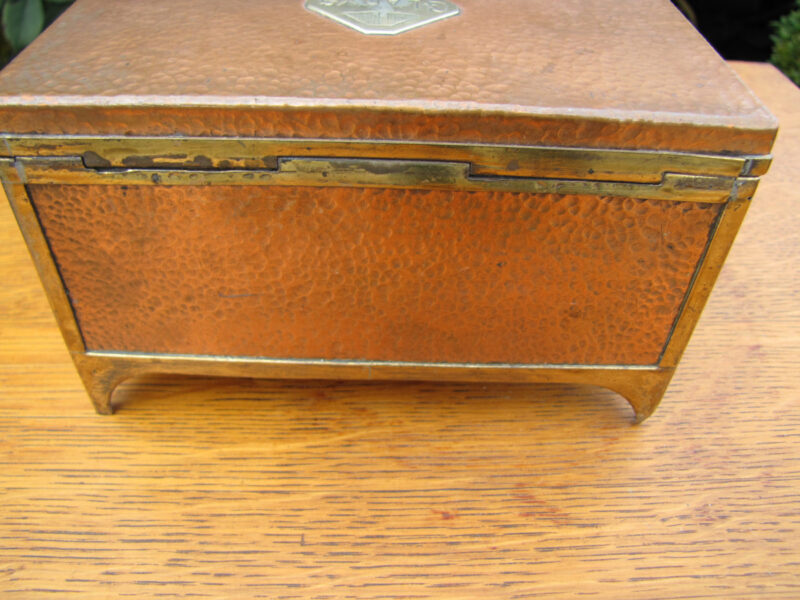 Rare GLADYS Arts and Crafts Humidor |  w2666 - Image 9