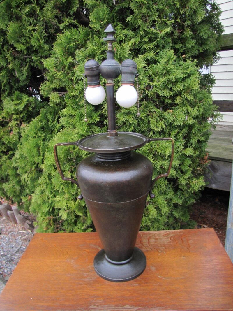 Superb & Rare Antique Large Roycroft Table Lamp. W3302
