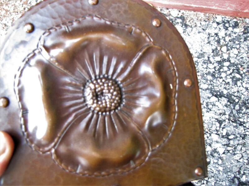 Pair of Large "Roycroft" Bookends with Poppy Flower Design w4416 stickley era - Image 4