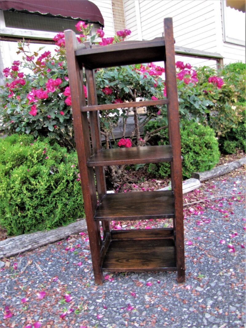 Antique Michigan Chair Company Magazine Stand. W4259 - Image 4